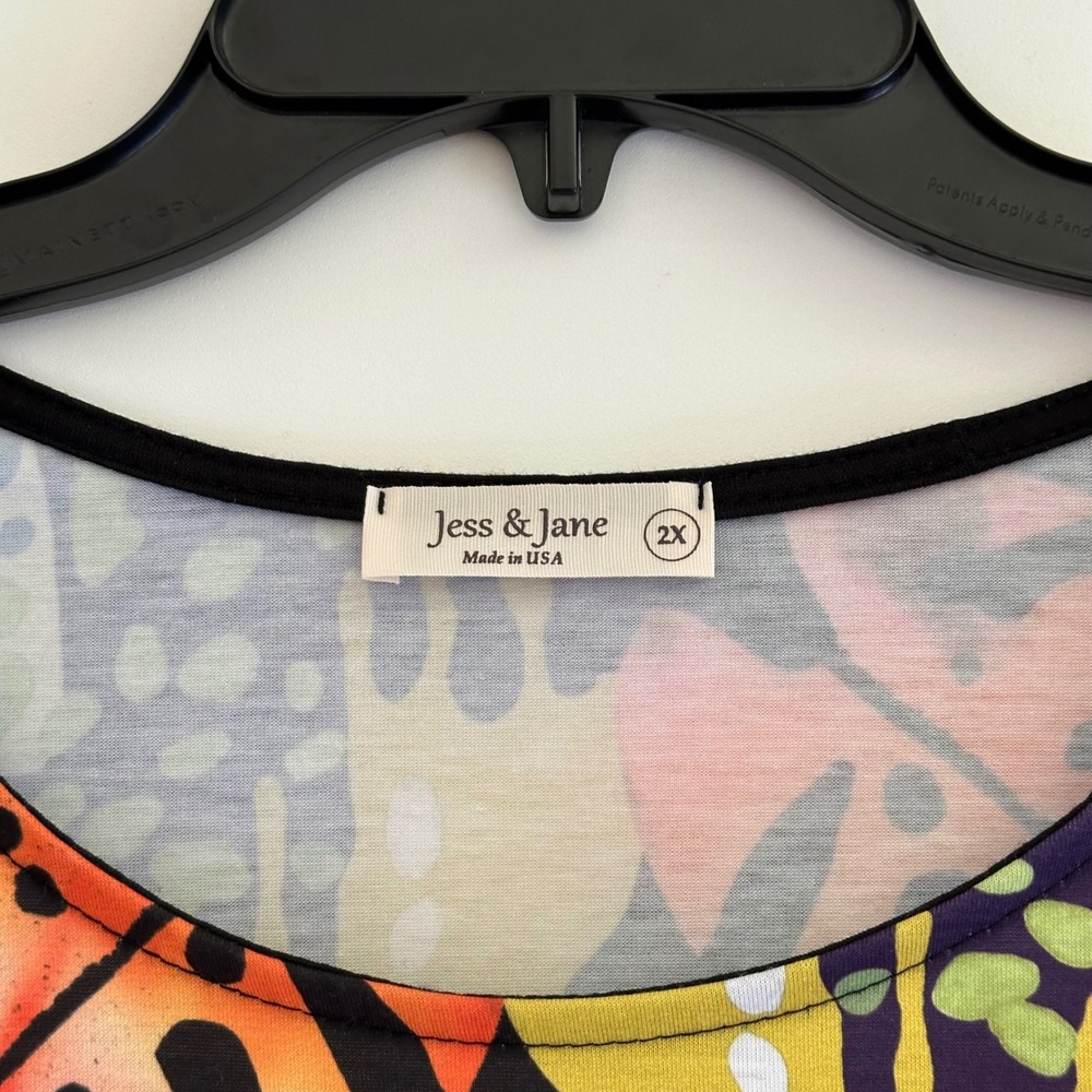 Jess & Jane Tropical Floral Top Size 2X Multicolor Artsy Colorful Vacation - Picture 3 of 6